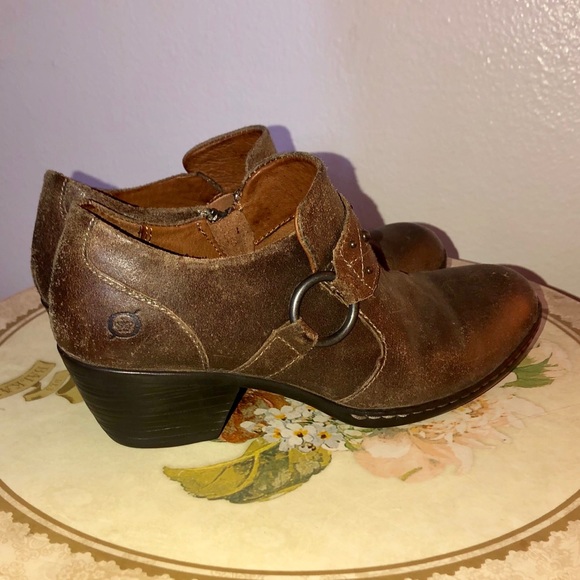 Born Shoes - BORN Brown Leather Ankle Boot / Booties